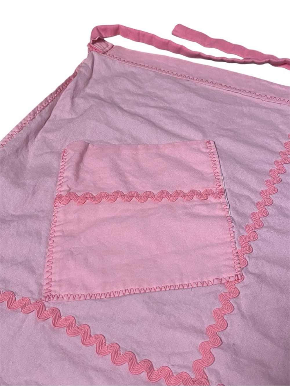 Pink Ric Rac Apron Women’s with Pocket - Picture 2 of 3